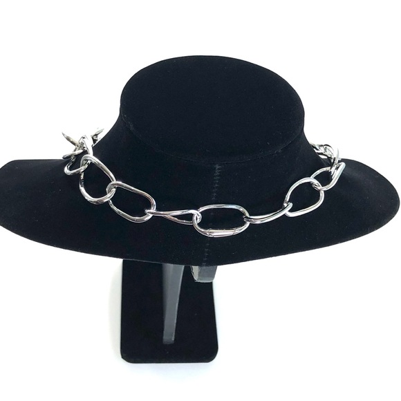 Lauren by Ralph Lauren Silver Tone Graduated Chain Link Necklace 28 inches - Picture 5 of 8